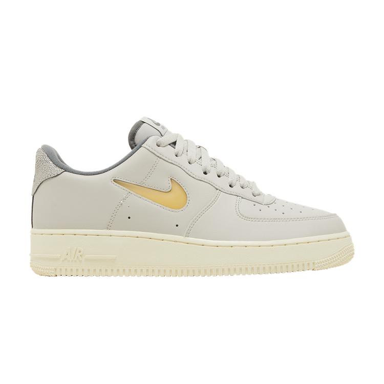 Air Force 1 '07 LX 'Light Bone'